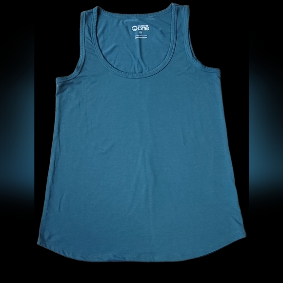 SALE 3 for $15 Soft Basic Tank Beautiful Color Size Sm - Picture 1 of 5
